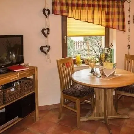 Tolle In Niedergurig Mit Garten, Grill Und Sauna * Malschwitz