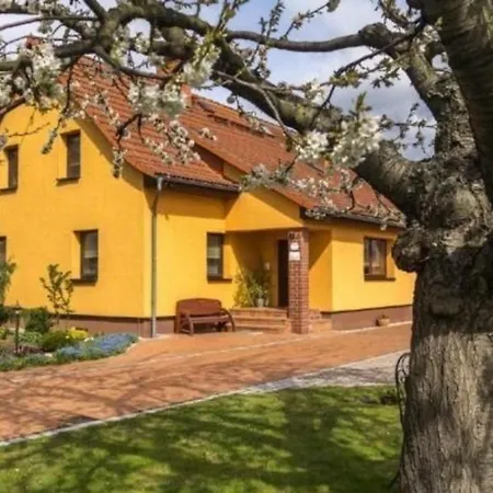 Tolle In Niedergurig Mit Garten, Grill Und Sauna * Malschwitz