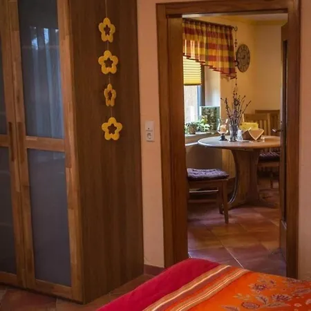 Tolle In Niedergurig Mit Garten, Grill Und Sauna